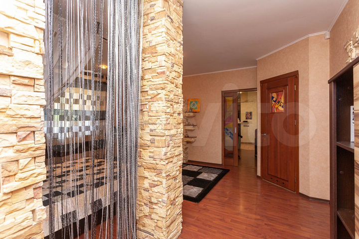 2-к. квартира, 101 м², 2/4 эт.