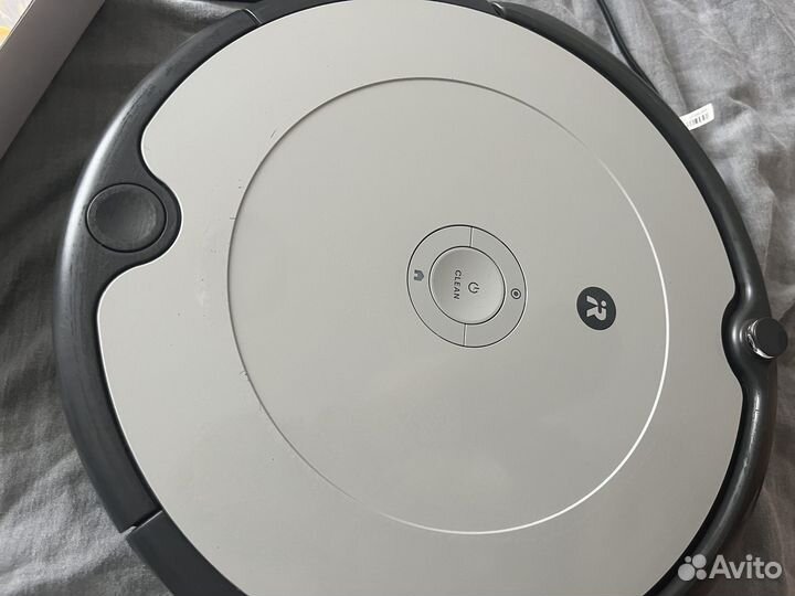 Робот-пылесос irobot roomba 698