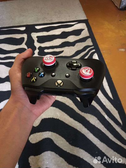 Xbox One X 1tb