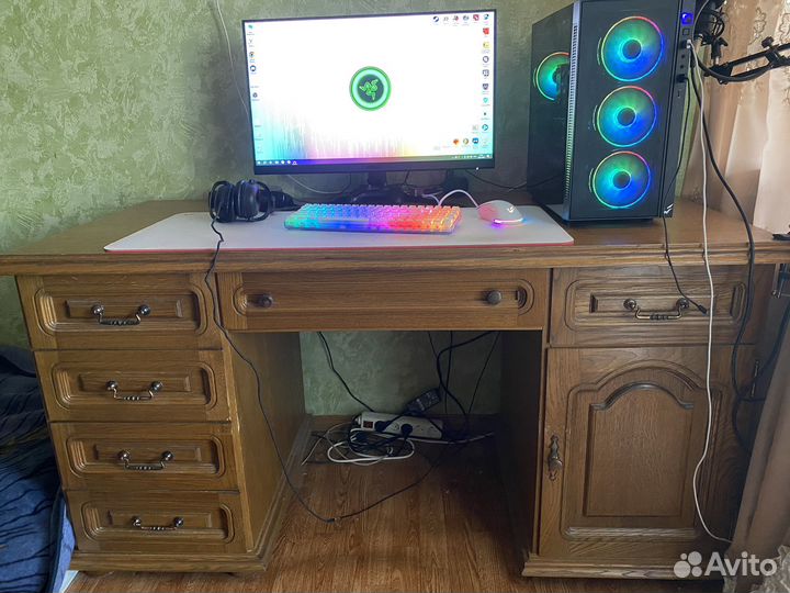 Стол письменный дубовый