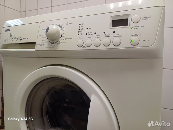 Стиральная машина Zanussi 5kg. Доставка. Установка
