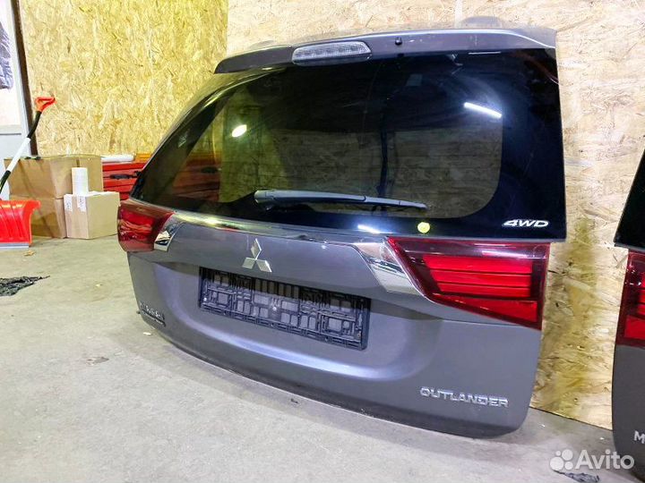 Дверь багажника Mitsubishi Outlander 3 GF