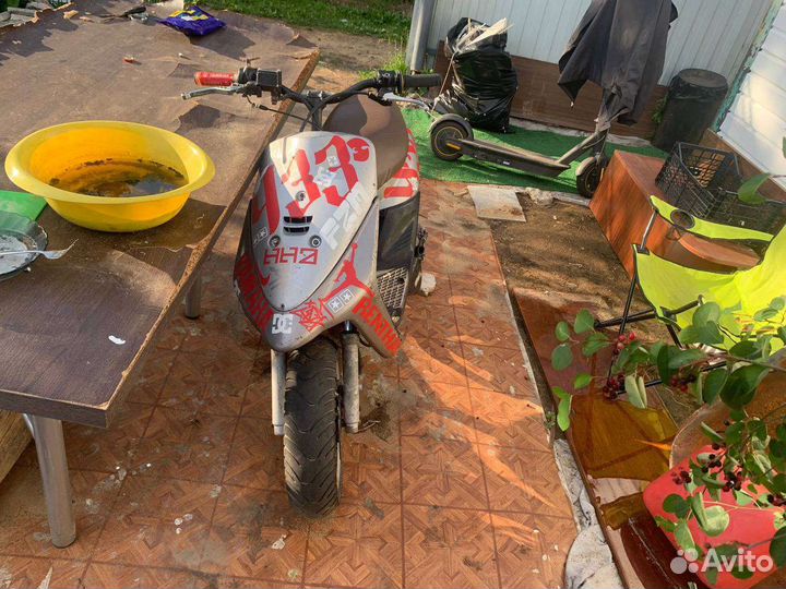 Скутер Yamaha jog