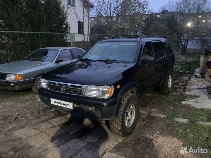 Nissan Pathfinder 3.3 AT, 1998, 269 000 км