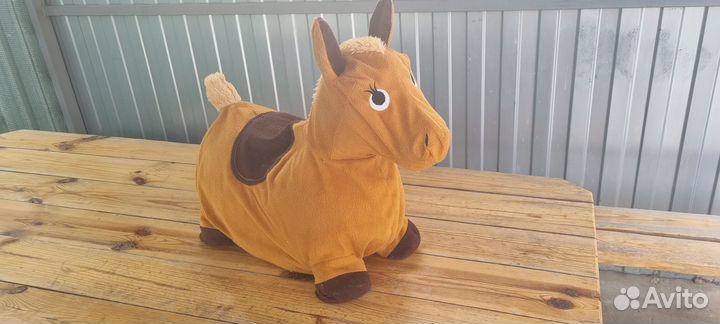 Надувной попрыгун