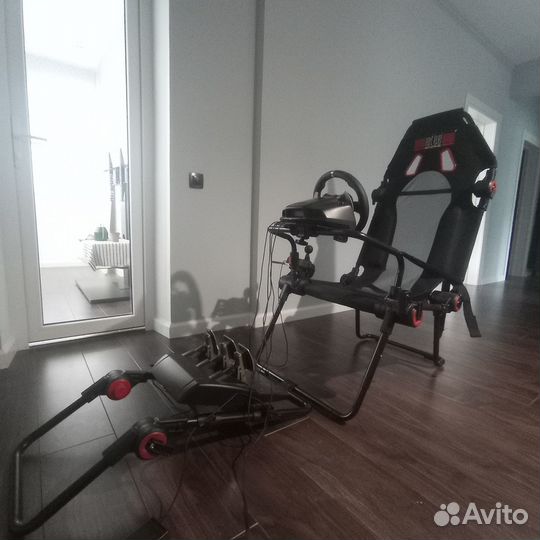 Кокпит для симрейсинга Next Level Racing F-GT Lite