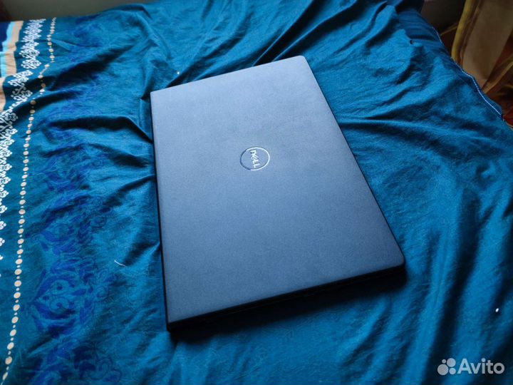Новый игровой 4 ядерный ноутбук Dell в идеале