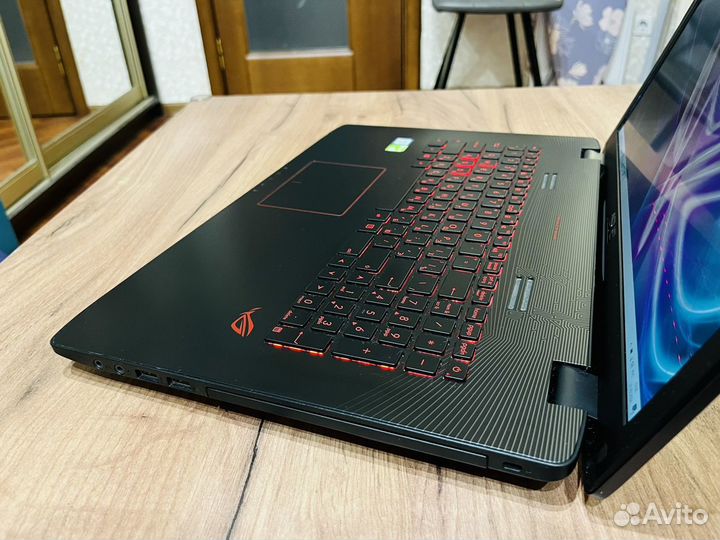 Игровой Asus ROG 17.3