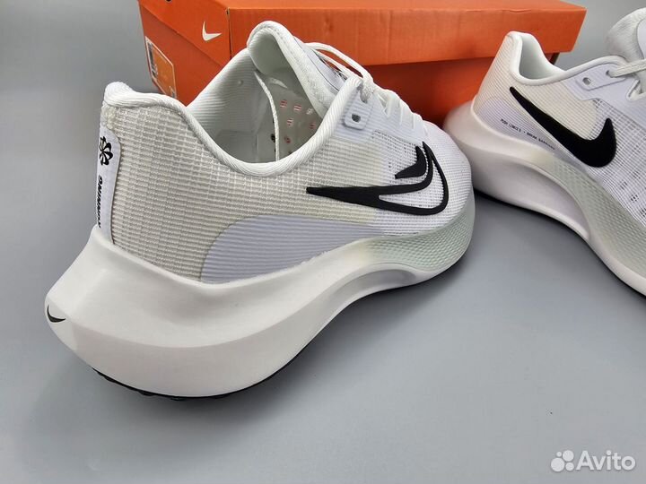 Кроссовки женские nike fly 5