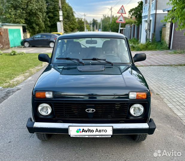 LADA 4x4 (Нива) 1.7 МТ, 2015, 71 000 км