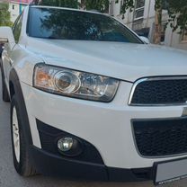 Chevrolet Captiva 2.4 AT, 2012, 122 000 км, с пробегом, цена 1 400 000 руб.