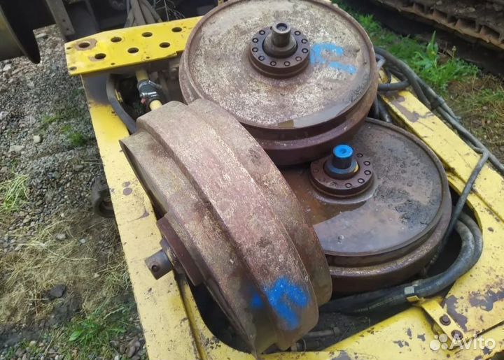 Ленивец caterpillar D7R D6R