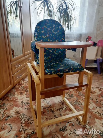 Столик для кормления ребенка