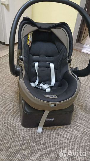 Автолюлька chicco с базой