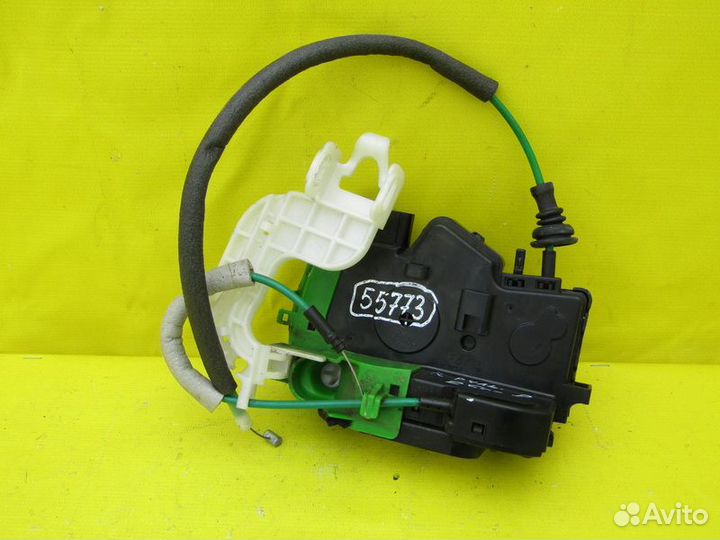 Замок передней двери Hyundai i40 12г 55773