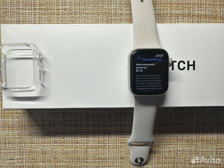 Apple watch se 2022 40mm на гарантии акб 97
