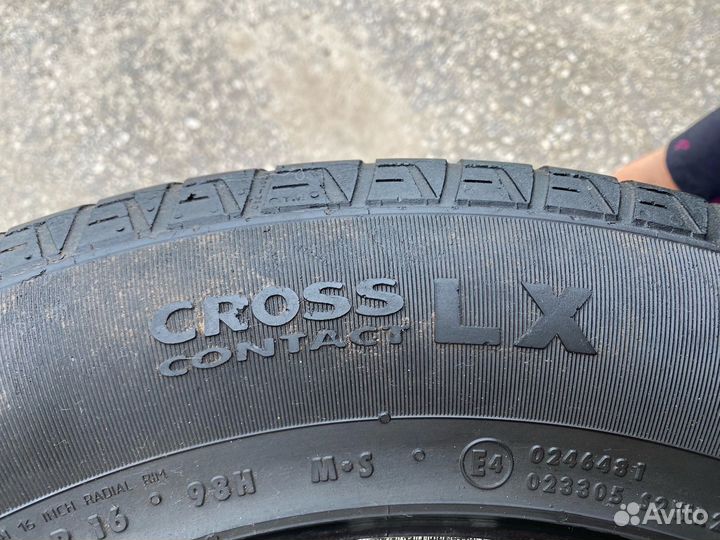 Continental ContiCrossContact LX 215/65 R16 98H