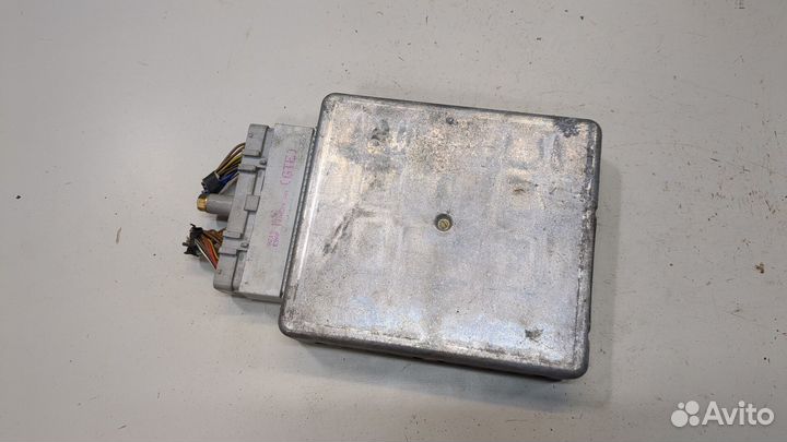 Блок управления двигателем Ford Escort, 1990