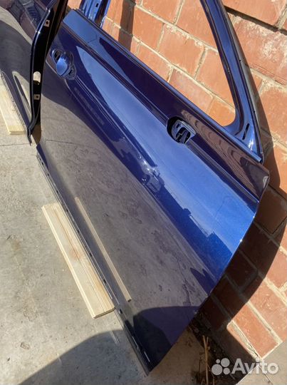 Дверь правая