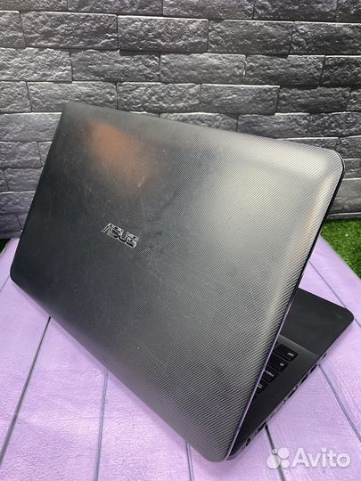 Ноутбук Asus X555S