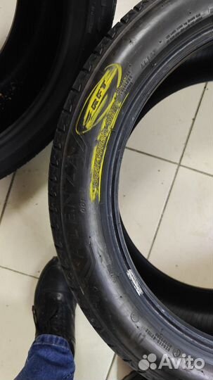 Bridgestone Alenza 001 275/45 R20 и 305/40 R20