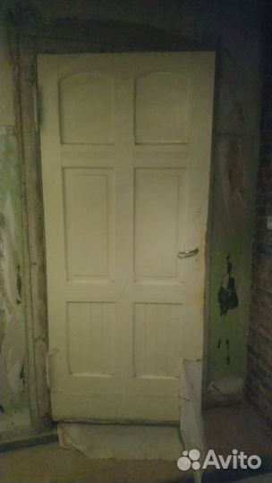 Двери межкомнатные из массива
