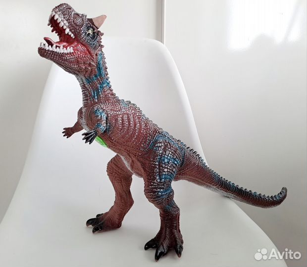 Игрушка динозавр большой