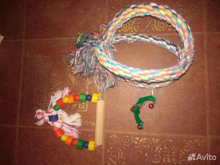 Игрушки для попугая