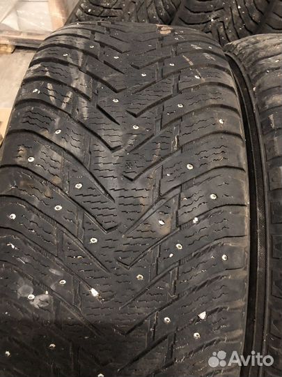 Nokian Tyres Hakkapeliitta 8 SUV 285/60 R18