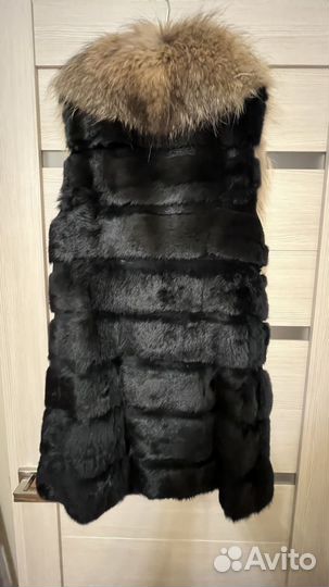 Жилетка меховая женская 46 48