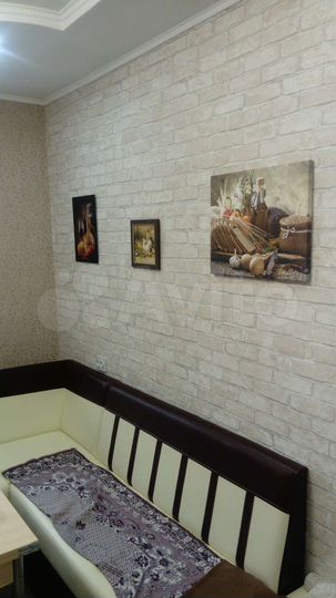 2-к. квартира, 53 м², 3/3 эт.