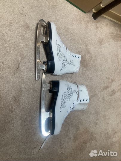 Коньки фигурные детские 34 размер