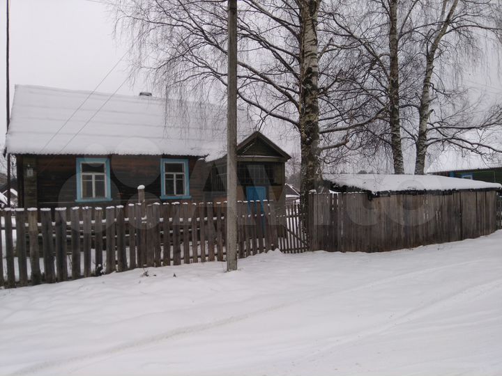 Дом 40 м² на участке 8,2 сот.