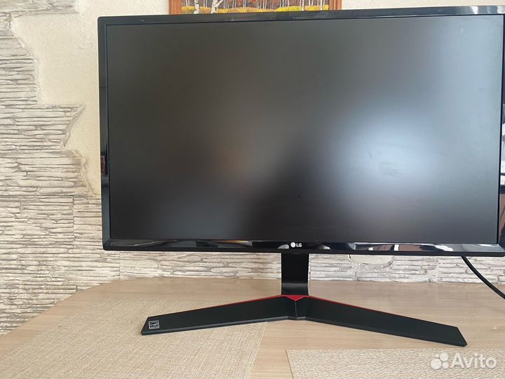 Монитор LG