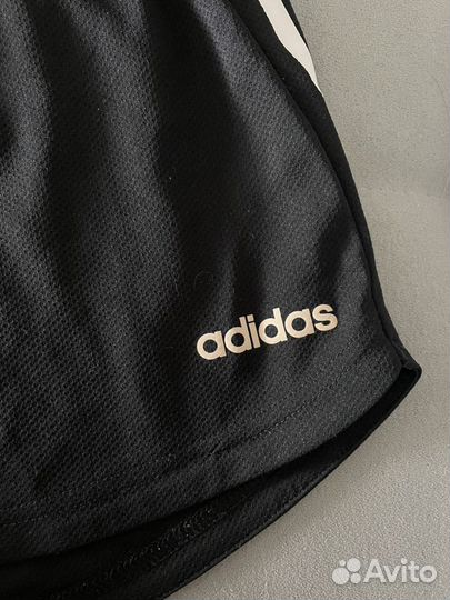 Спортивные шорты adidas