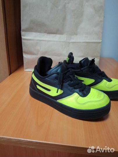 Детские кроссовки diesel