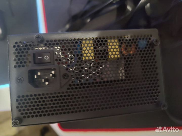 Блок питания Cooler Master MWE 750 230V V2 черный