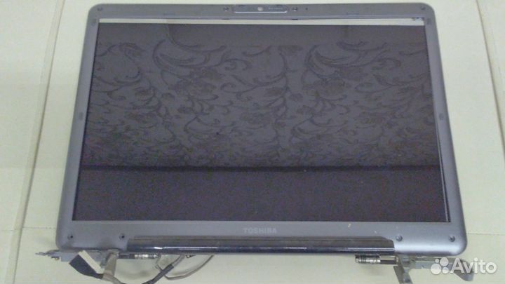 Экран Toshiba satellite p305-s8842