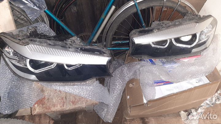 Передние фары на bmw g30 оригинал