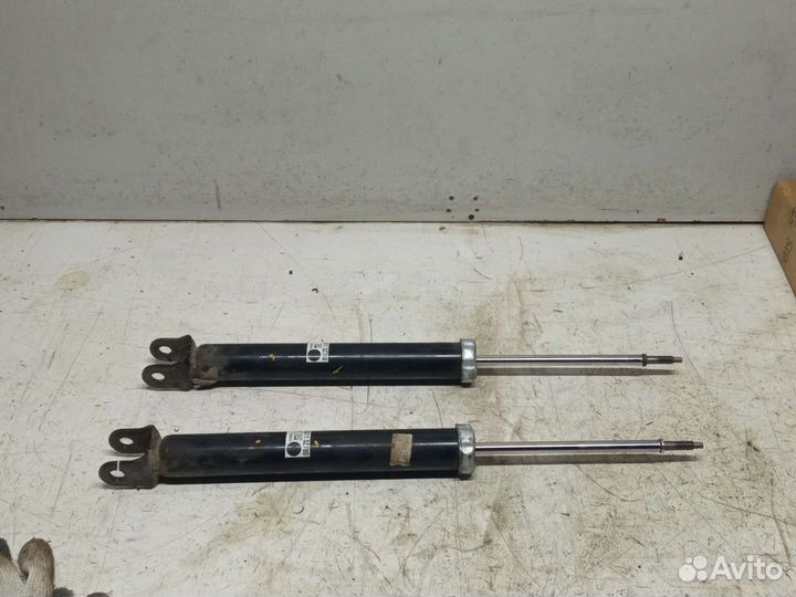 Амортизатор задний Hyundai I40