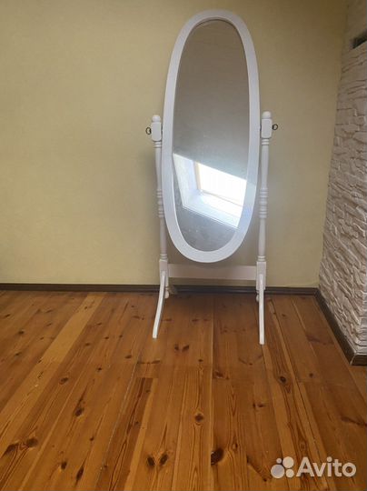 Зеркало напольное