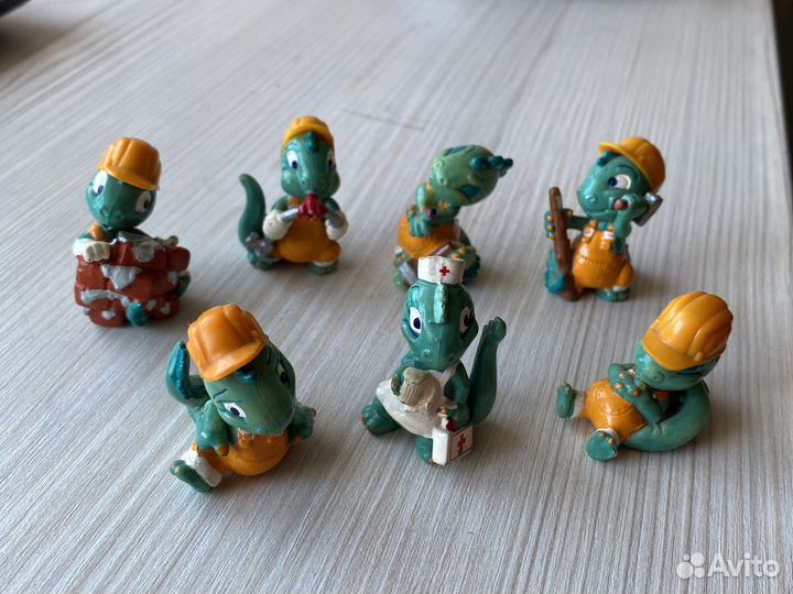 Kinder Surprise игрушки