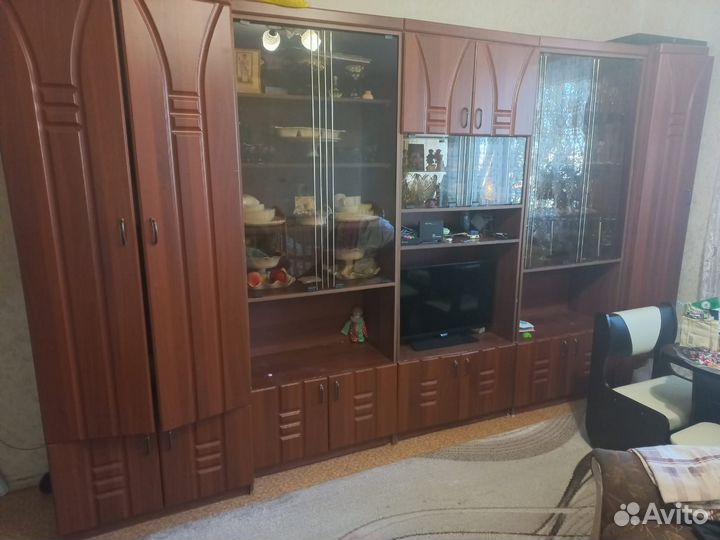 Стенка в гостиную