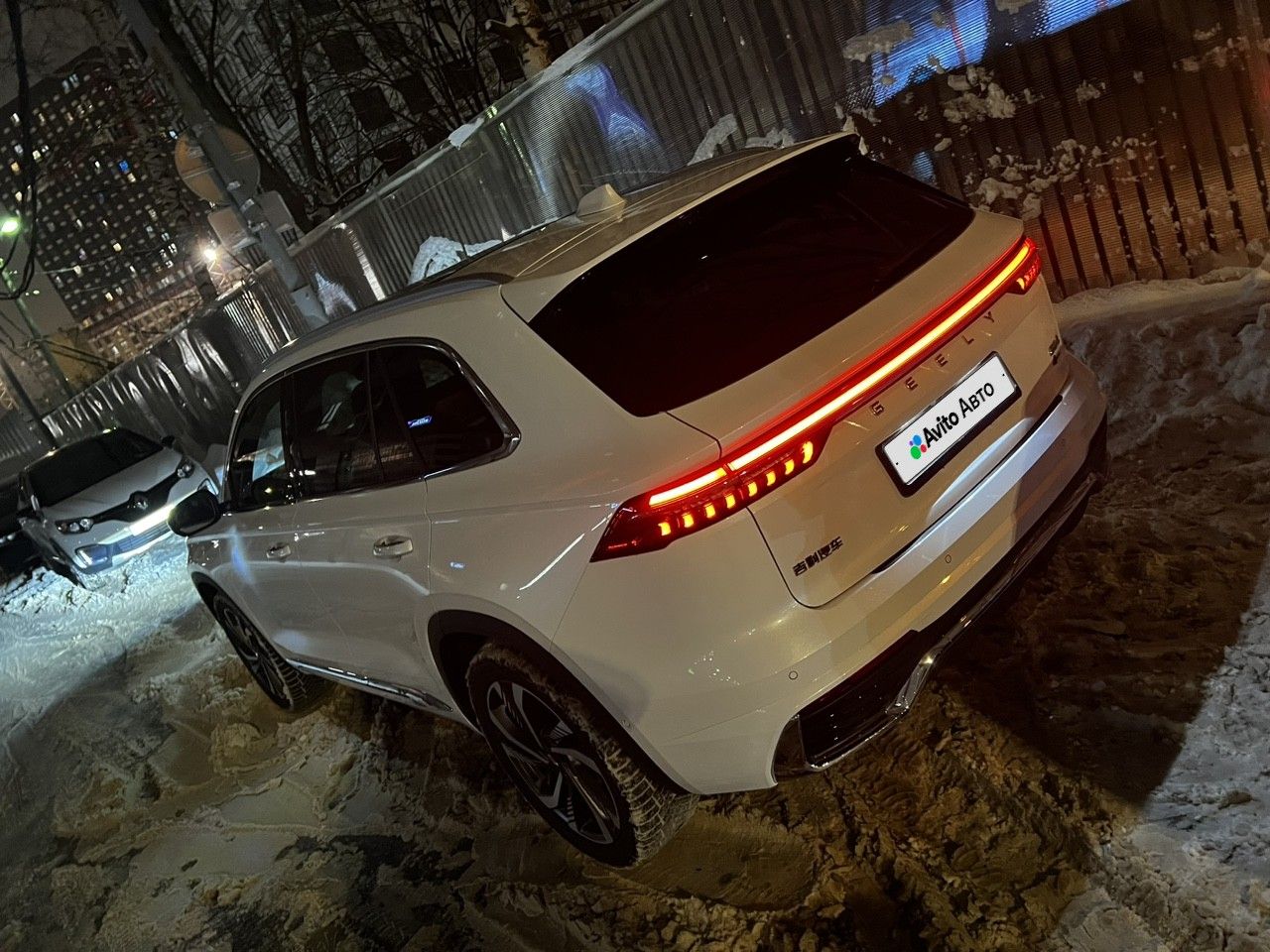 Geely Monjaro: фото владельца