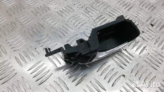 Ручка внутренняя задняя левая toyota prius XW20 (9