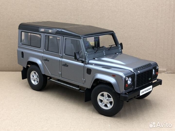 Land Rover Defender 110 Cen.Dragon 1:18