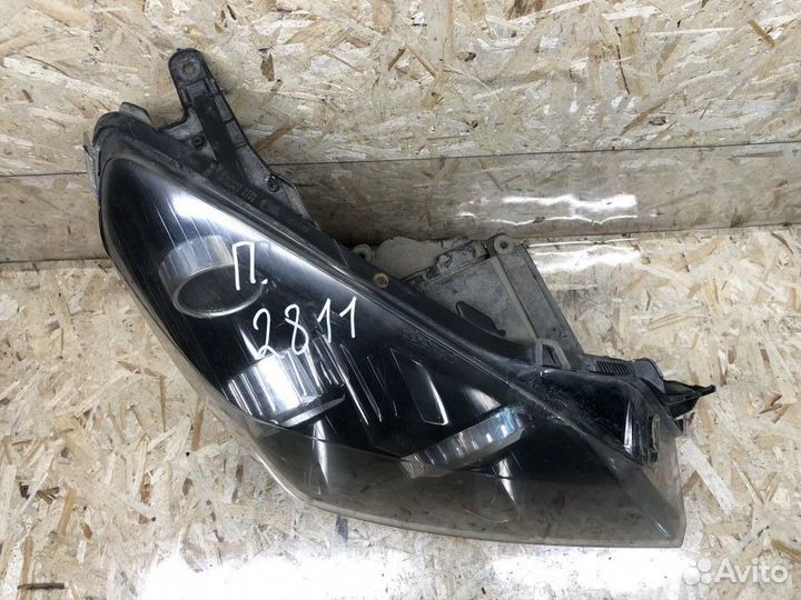 Фара правая Opel Astra