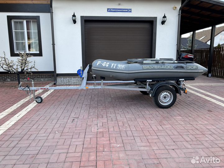Лодка Silverado 30F пвх