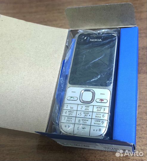 Телефон Nokia C2-01