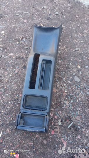 Консоль салона Volkswagen Golf 4